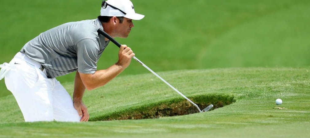 Putten oder Chippen? Paul Casey greift zum Putter, obwohl er im Bunker steht. (Foto: Getty)