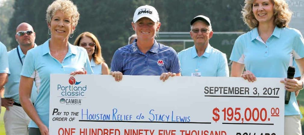 Stacy Lewis spendet die Siegerbörse, wie angekündigt und versprochen, gleich nach ihrem Sieg an die Fluthilfe in Houston. (Foto: Getty)
