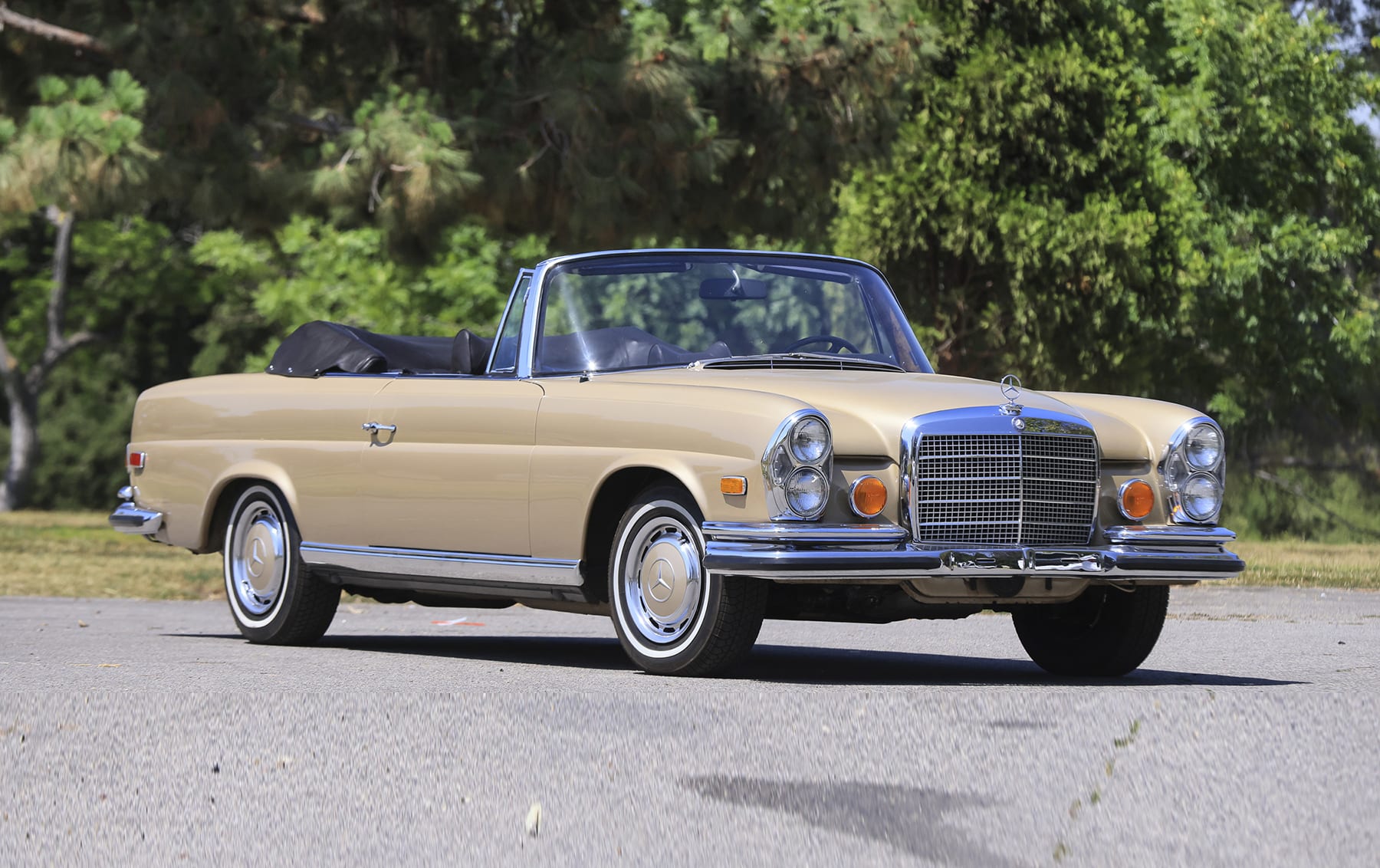 1971 Mercedes-Benz 280 SE 3.5...