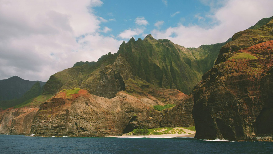 Travelocity_Hawaii-Hotel_Oahu-Hotel-Deals-Through-Winter
