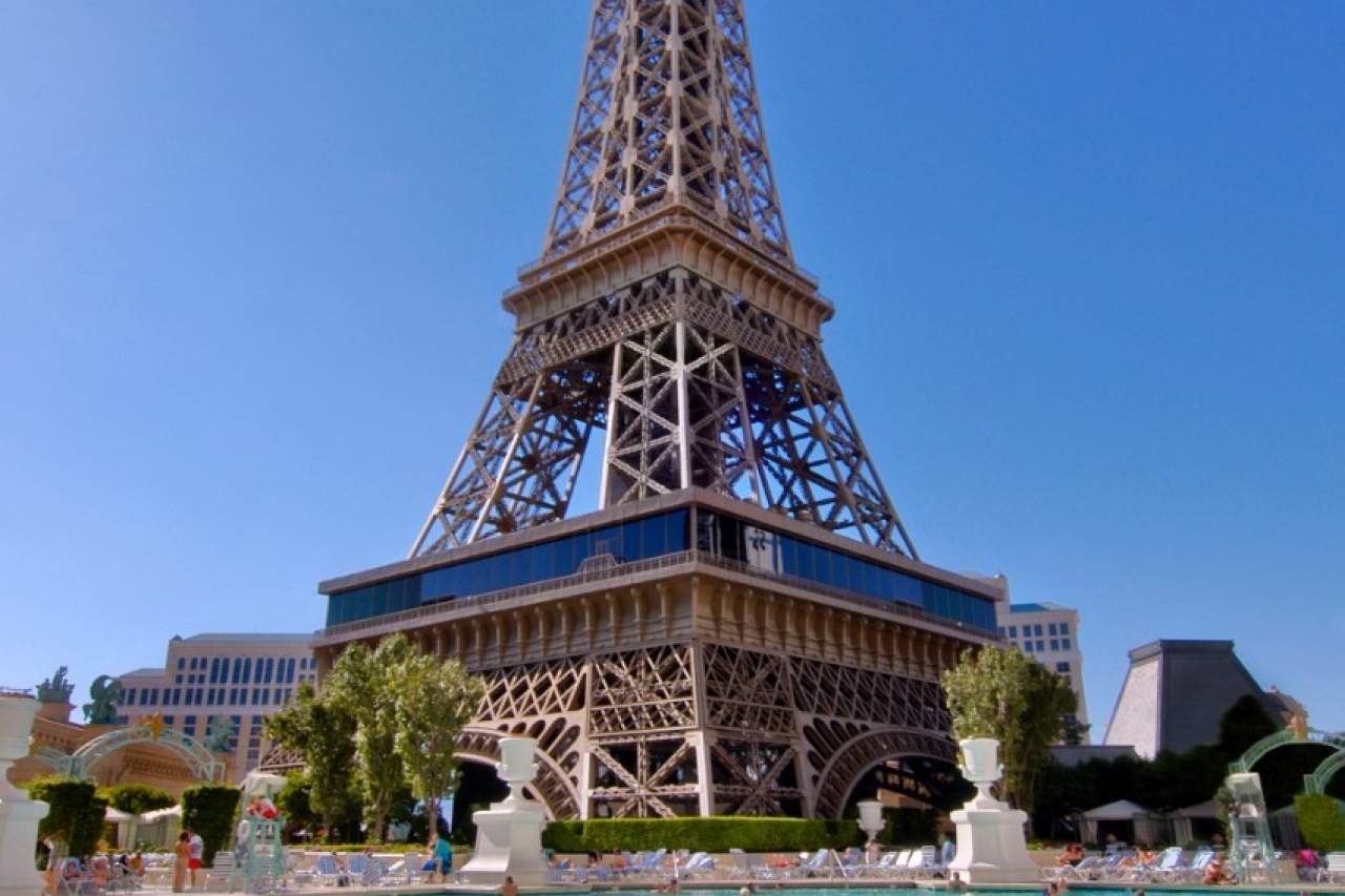 Caesars-Entertainment_Las-Vegas-Hotel_4-Diamond-Paris-Las-Vegas-Semi-Annual-Sale
