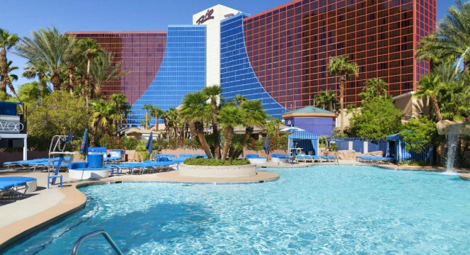 Caesars-Entertainment_Las-Vegas-Hotel_Rio-Suite-Rates-w/$25-Dining-Credit