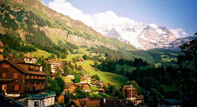 United-Airlines_Europe-Vacations_Switzerland/Italy-Package,-Incl-R/T-Air