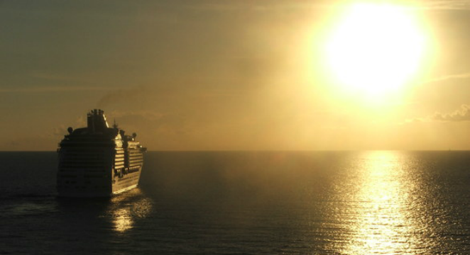 Orbitz_Alaska-Cruise_$799-Balcony-on-Alaska-Summer-Cruise