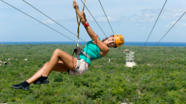 Expedia_Family-&-Theme-Park-Vacations_Expedia-Activities-&-Tours-up-to-75%-OFF