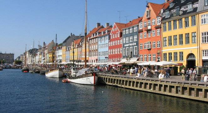 Priceline_Europe-&-International-Flight_Autumn-Fares-to-Europe-on-Air-Berlin-(R/T)-