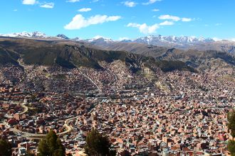 Vista da cidade de La Paz ( (Foto: Cláudia Pelegrini / A 4 Pés)