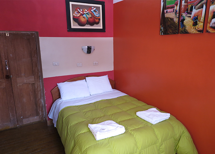 Quarto casal com banheiro privado - El Bosque Backpackers