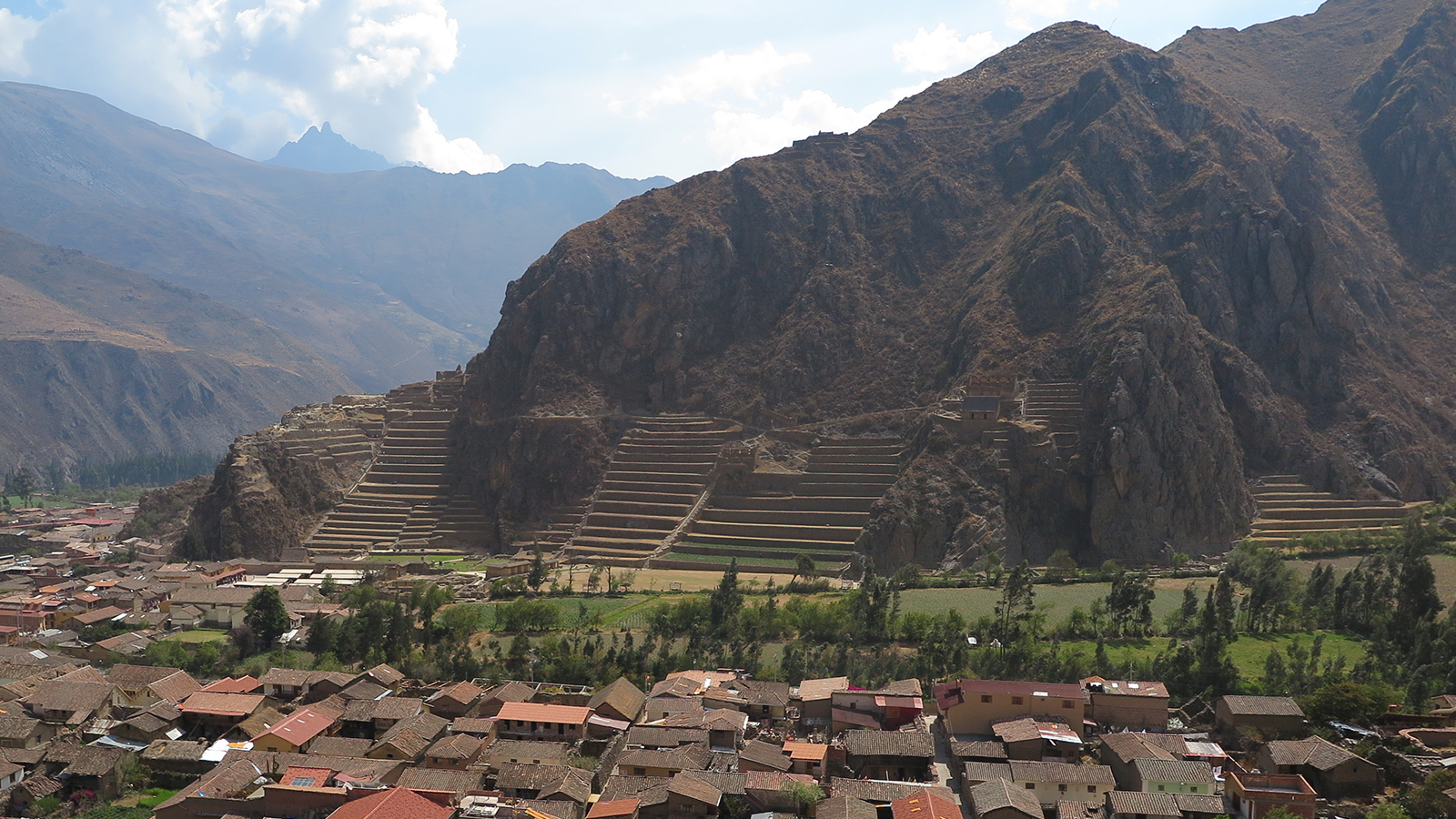 Vista das ruínas de Ollantaytambo