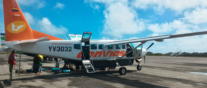 Aeronave Conviasa a serviço da Fly To Los Roques Aeronave Conviasa a serviço da Fly To Los Roques