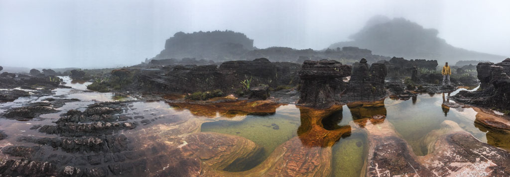 Jacuzzi Foto panorâmica nas Jacuzzi no alto do Monte Roraima
