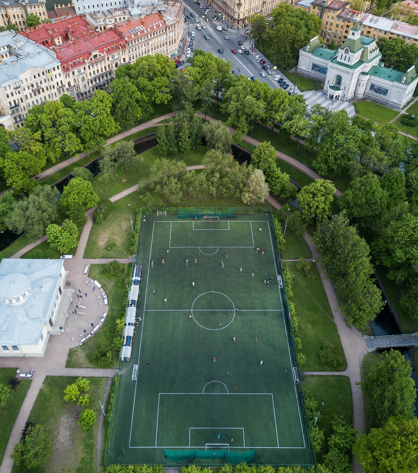 Таврический сад в Санкт-Петербурге