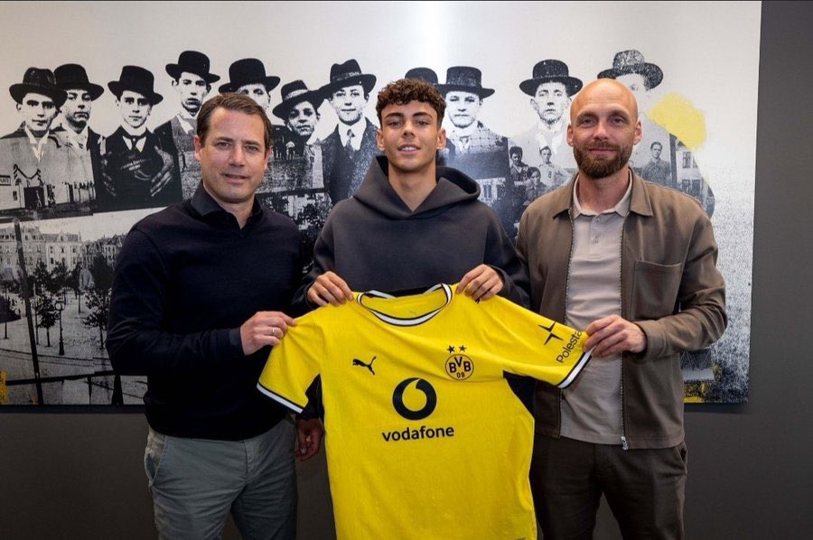 Official, confirmed. Samuele Inacio signs new long term deal at Borussia Dortmund valid until June 2029.