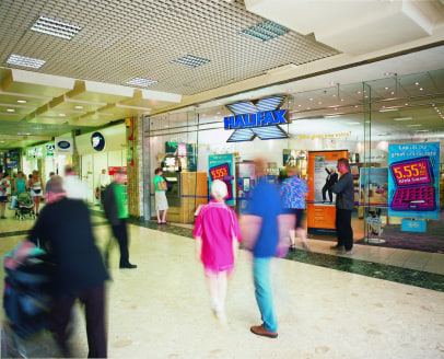 <p>The Concourse Shopping Centre is a multi-level shopping and leisure scheme located in the heart of Skelmersdale, West Lancashire only a few minutes drive from Junction 4 of the M58.&nbsp; Free onsite parking with over 750 spaces is provided along...