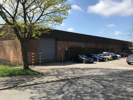 The property comprises of a single bay steel portal framed workshop/warehouse building, with an asbestos cement roof cladded and 10% roof lights

There are offices and staff facilities to the far end of the building. There is a communal yard to the r...