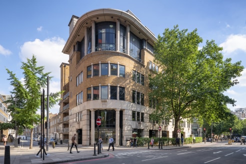 24,163 sq ft of flexible office space in Marylebone, arranged over 8 floors. CAT A / fully fitted and serviced options available.
