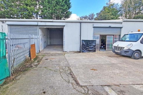 We are pleased to offer for rent a small storage unit with open yard to front. 

It is situated within an established commercial area among similar units. 

The unit is open plan internally and is suitable for storage and distribution. No motor trade...