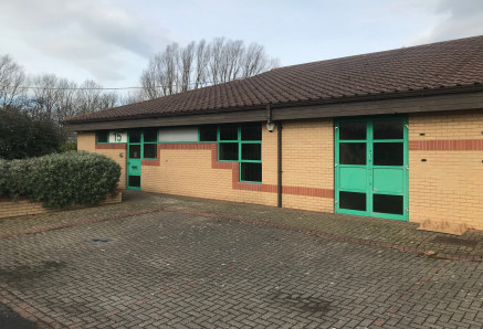 TO LET: self-contained office unit

Flexible lease terms 

Incentives Available

AMPLE car parking

2,425 sq. ft. 

£17,000 per annum 

The property comprises modern self-contained office accommodation. Internally the premises benefit from gas centra...