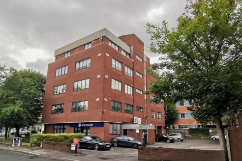 West Lodge comprises a five storey detached office building, which has undergone extensive internal refurbishment, and provides high quality fitted space. There is a shared main entrance reception at ground floor level, which is also used by the adjo...