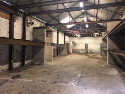 Situated in a predominantly residential area, close to St Helens town centre and with easy reach of both Manchester and Liverpool via the A580.

A substantial industrial warehouse measuring:

Main floor area: 179.22sqm / 1929 sqft

Ancillary space: 1...