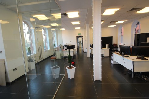 Under Offer]\nMODERN, luxury office within Birmingham's Jewellery Quarter being mostly open plan with directors office /...