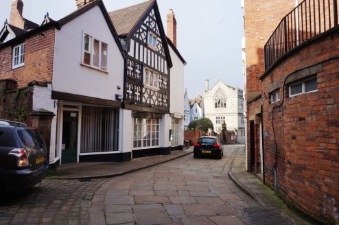 Self Contained Shop Unit\nDouble Window Frontage, Two Entrance Doors\nPicturesque Pedestrianised Street Located Just Off Castle Street and Close to Shrewsbury Library and Shrewsbury Castle\nTotal Net Sales Area approx.: 59....