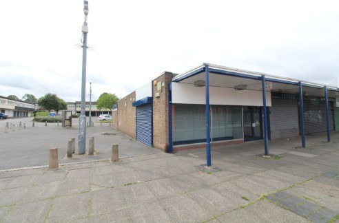 Lock-up Retail / Office Premises in DRUIDS HEATH - Total NIA 1,494 ft2 (138.79 m2)...