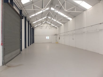 Industrial / Warehouse Unit TO LET

Extending to 309.3m&sup2; (3330ft&sup2;) 

Rent &pound;19,150 pax