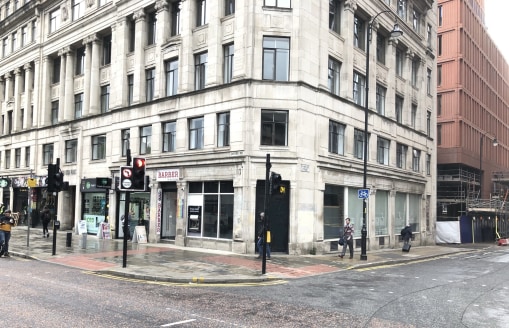 The property comprises a ground floor retail unit with prominent return frontage. The property has last been used as a deli/sandwich shop but would suit a variety of other uses (subject to necessary consents). 

In terms of fit out on the ground floo...