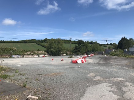 Freehold site.

Approximately 5.69 acres (2.30ha) .

Allocated employment land.

Road frontage.

Strategic location for Bath & Bristol.