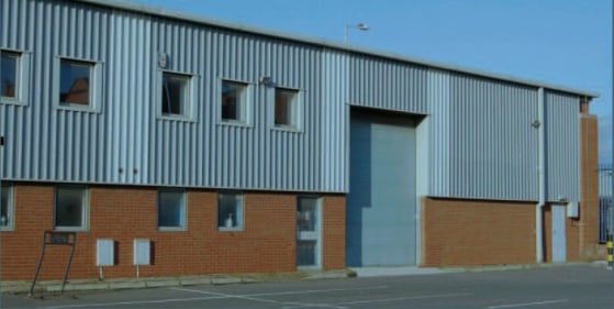 Integral offices. Excellent secure location. Superb transport links. Flexible terms are available with further information available on request. Available on effective full reparing and insuring lease.