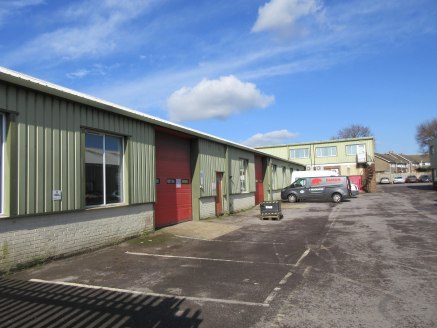 WELL- PRESENTED DETACHED MODERN BUSINESS UNIT WITH INTEGRAL OFFICE ACCOMMODATION - 27 ON-SITE PARKING SPACES - EXCELLENT ROAD LINK CONNECTIONS TO THE A23 & M23 - READY TO OCCUPY - The property is situated within the well-established Victoria Trading...