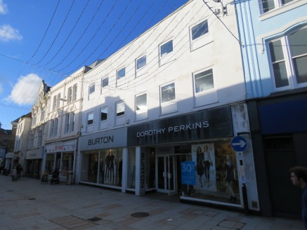 Prime Retail Investment for Sale, Situated in the heart of the town centre, close to White River Place shopping centre, Approximately 626.64 sq m / 6,745 sq ft, National covenant tenant, Parking for approx. 4 vehicles, Guide Price £435,000 reflecting...