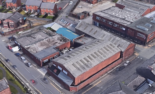 The site comprises of a number of industrial units, of varying sizes and quality. They have a mixture of flat; pitched profile steel and pitched asbestos cement roofs. The units are brick built to eaves with solid concrete floors. Access is via a sha...