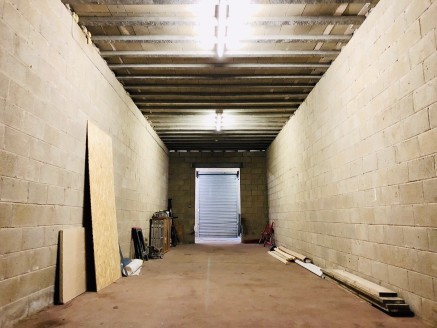 Workshops/Storage units now available on this much sort after Industrial Park.

We currently have 2 secure lockup units available. 

Each unit measures approximately 15 metres in length by 4 meters wide. With each unit having a secure roller shutter...
