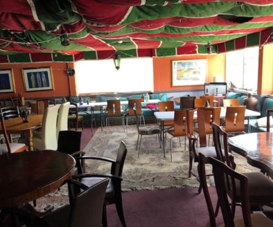 Licensed Mediterranean Restaurant & Bar Located In Stratford Upon Avon\nPrime Trading Position\nExternal Seating (35)\nRef 2391\nLocation\nThis outstanding Restaurant & Bar is located in the heart of Stratford Upon Avon town centre. Situated within a...