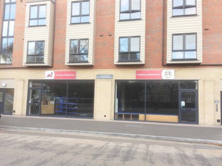 Retail Units to let in Boscombe - 787-1574 sq ft<br><br>INCENTIVES AVAILABLE<br><br>Calendula Place is a landmark, attractive modern development of 7 commercial units between the junctions with Wolverton Road and Gloucester Road on this busy main tho...