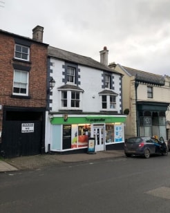 Retail Unit With Storage (Suitable For Alternative Uses) Flat Also Available