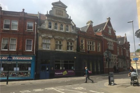 Attractive town centre office/A2 retail with potential for conversion (stp). The property is arranged over ground, first and second floors and benefits from comfort cooling, gas central heating, lift access to first floor, a large kitchen, basement ....