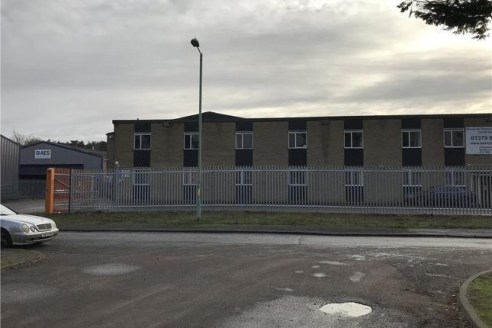 Multi-purpose industrial/warehouse unit. The property is a mix of both high and low bay warehousing/production space of steel portal frame construction with office block to the front of the site. The property benefits from an overhead crane system in...