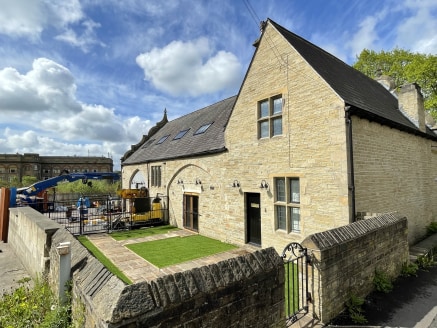 The property briefly comprises a Grade II Listed former Chapel having being sympathetically converted into a hybrid bespoke office and workshop unit benefiting from a small yard/compound to the side and rear of the building.

Internally, the property...