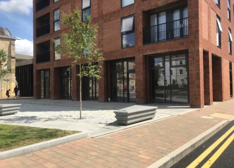 The unit is located within the ground floor of a four storey building providing predominantly residential accommodation. The accommodation is finished as a shell available for tenants fit out. The property is available as a whole, or can be subdivide...