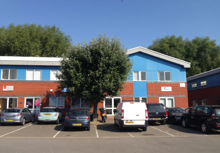 The canal side offices offer a large, mainly open plan, floor plate. The interior has been redesigned offering a high level of presentation.

The space includes the following:-

* Ceiling mounted air conditioning

* Suspended Ceilings

* Cat II light...