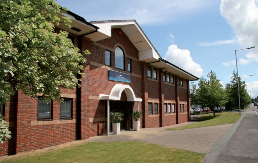 Thursby House is a modern office building with 20 serviced and professionally managed executive office suites, ranging from 100ft to 1500 ft. 

The Business Centre hosts an impressive central reception area, meeting rooms, a private lounge and the la...