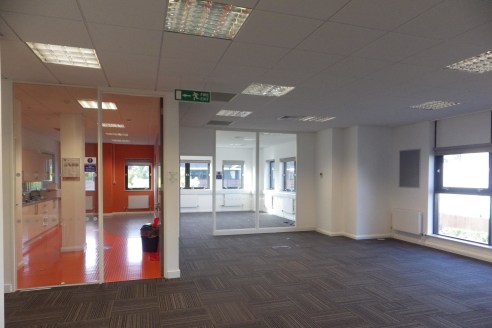 Fitted Air-Conditioned Office Floor - Available On A Flexible Lease