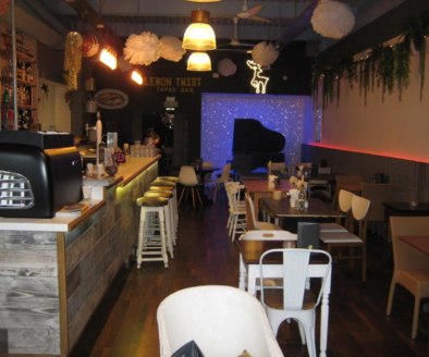Leasehold Tapas Restaurant & Bar Located In Falmouth\nRef 2318\n\nLocation\nThis delightful Tapas Bar is located in the vibrant harbour town of Falmouth which offers a variety of blue chip and niche independent retailers and has benefitted from signi...
