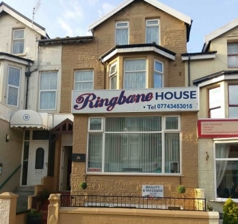 9 en suite bedroom Leasehold Licensed Hotel located in the busy trading location of St Chads Road in South Shore. The Hotel is fully equipped for 25 guests, 3/4 bedroom private accommodation and parking for 4 cars....