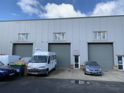 Industrial/ Warehouse Unit on Established Estate 169.2 m2 (1,821 sq ft) approx.