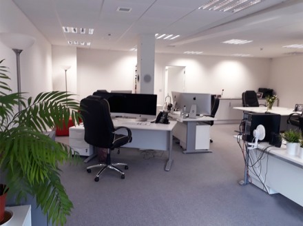 The premises comprise a modern office Unit situated in Pangbourne's busiest business location. 

The property has been refurbished to high standard and benefits from 4-car parking spaces.