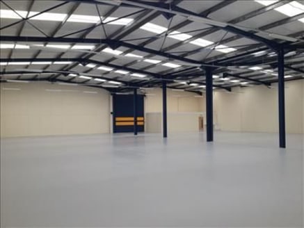 Modern high quality recently refurbished warehouse/industrial unit of steel frame construction with external profiled metal cladding and internal brick walls. The property provides clear storage space accessed by two roller shutter doors. The buildin...